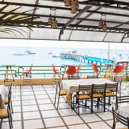 Blue Bay Hotel Salinas  Exterior photo